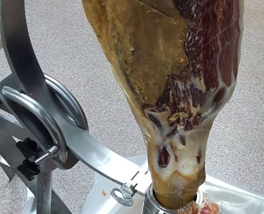 Kit FCN, jamón montado en el soporte tensor